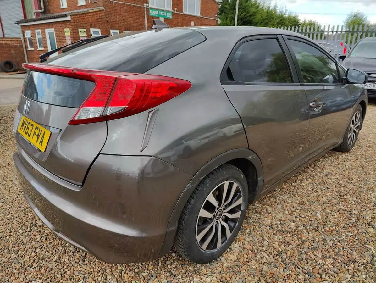 2013-honda-civic-16td-es-big-4