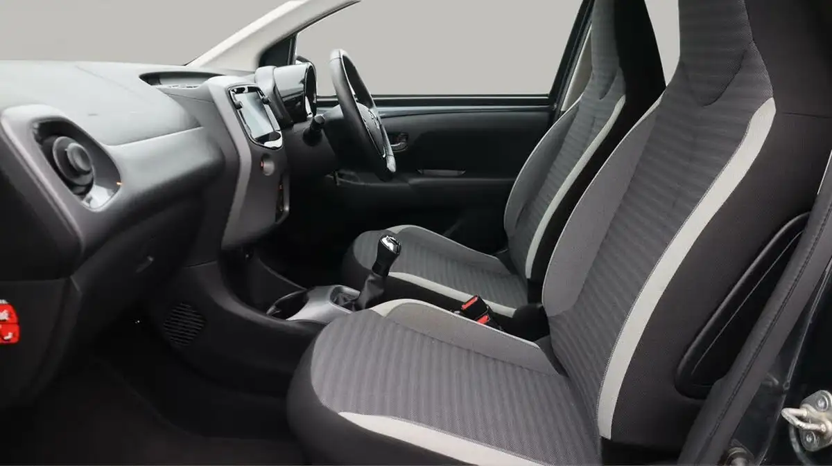 2020-toyota-aygo-10-vvt-i-x-trend-big-14