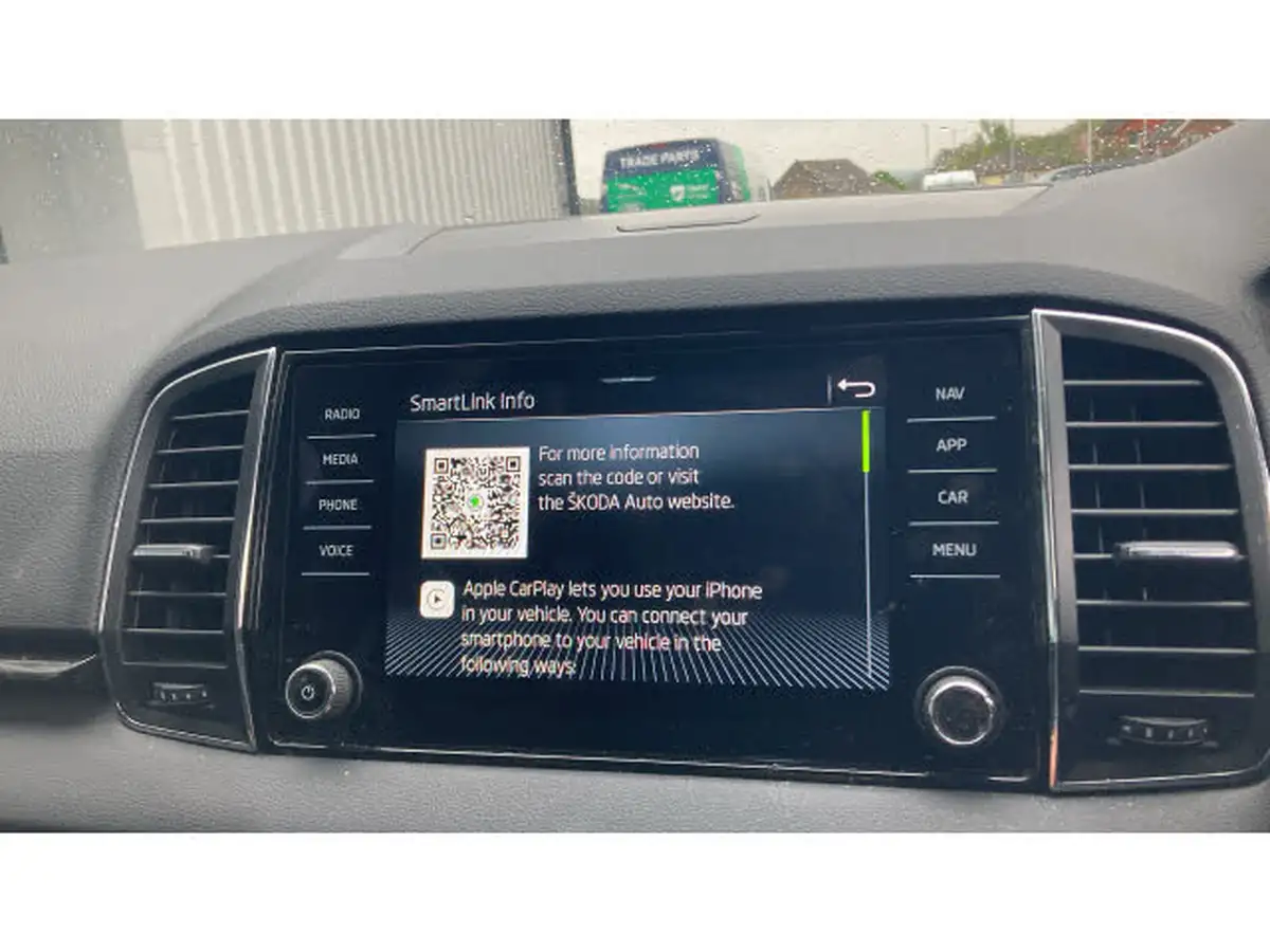 2022-skoda-karoq-15-tsi-se-l-big-28