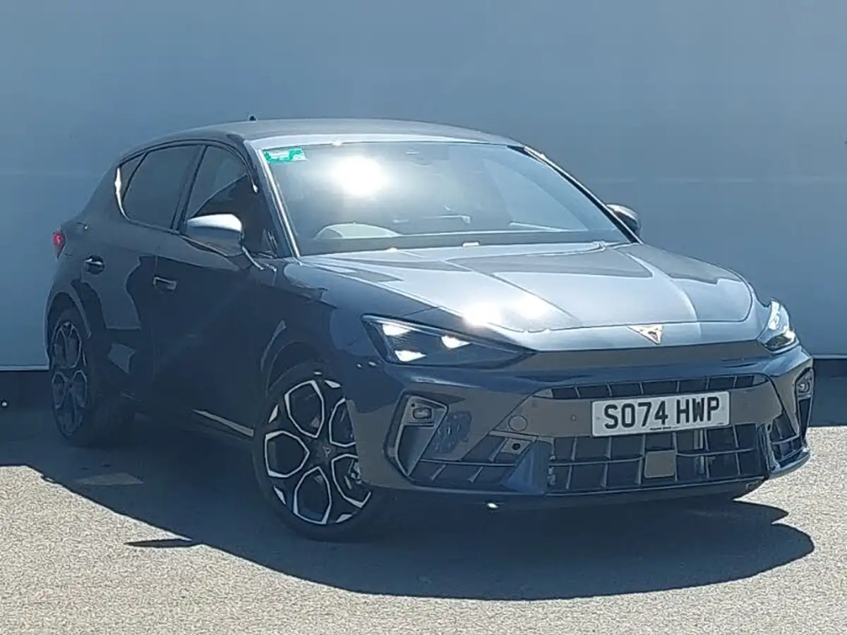 2025-cupra-leon-nf-15-etsi-v1-hatchback-big-0