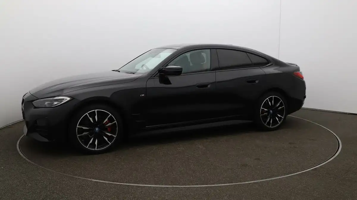 2022-bmw-i4-e-m50-big-67