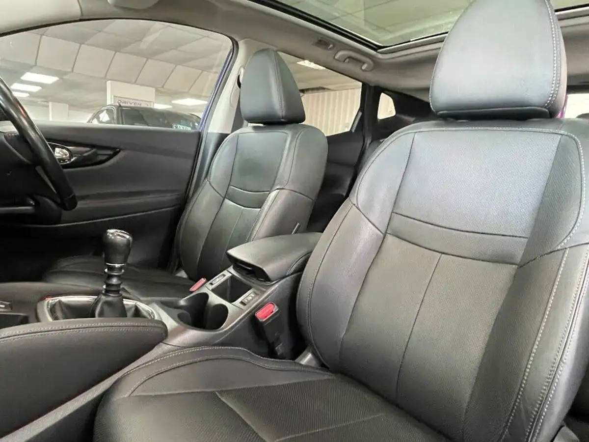 2015-nissan-qashqai-15dci-tekna-big-31