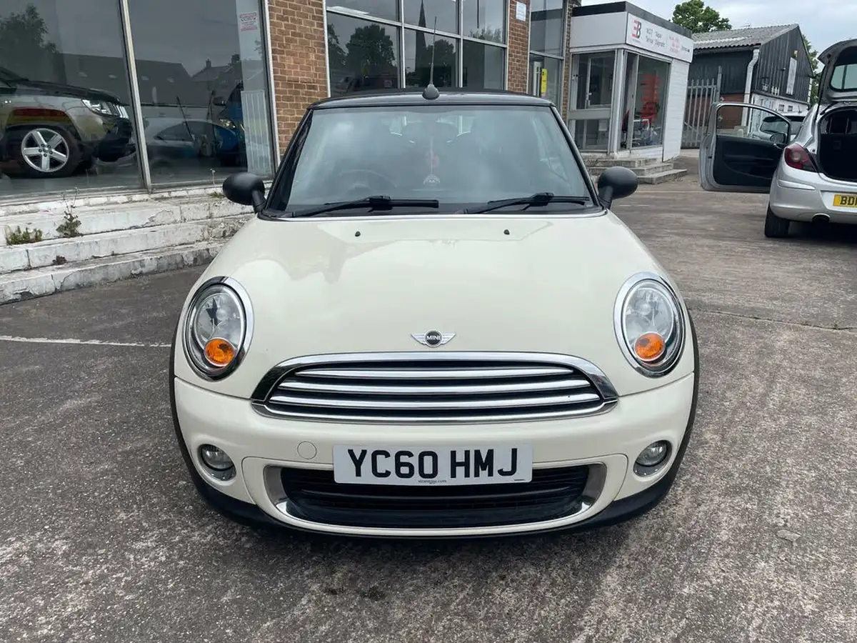 2010-mini-cooper-16-one-98bhp-convertible-2d-big-1