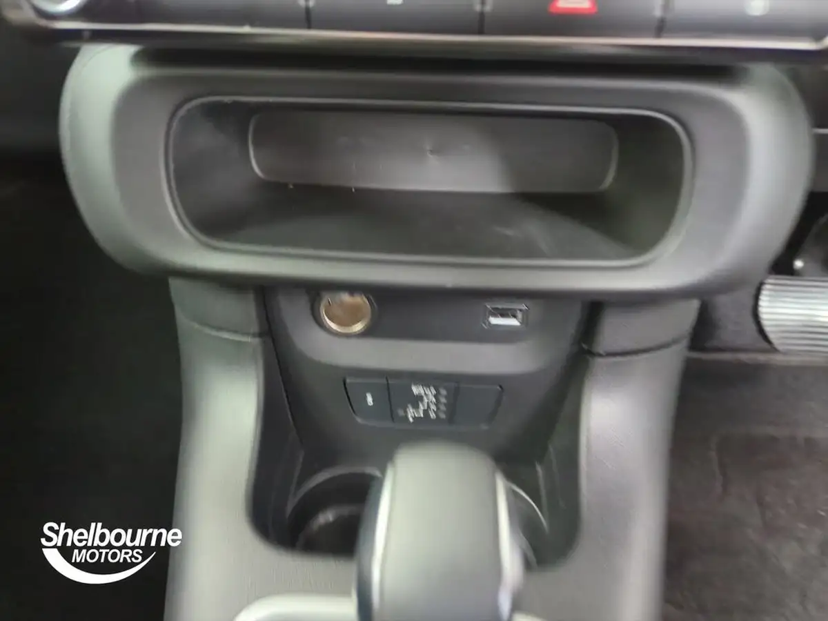 2024-citroen-c3-12-puretech-plus-110ps-eat6-big-33