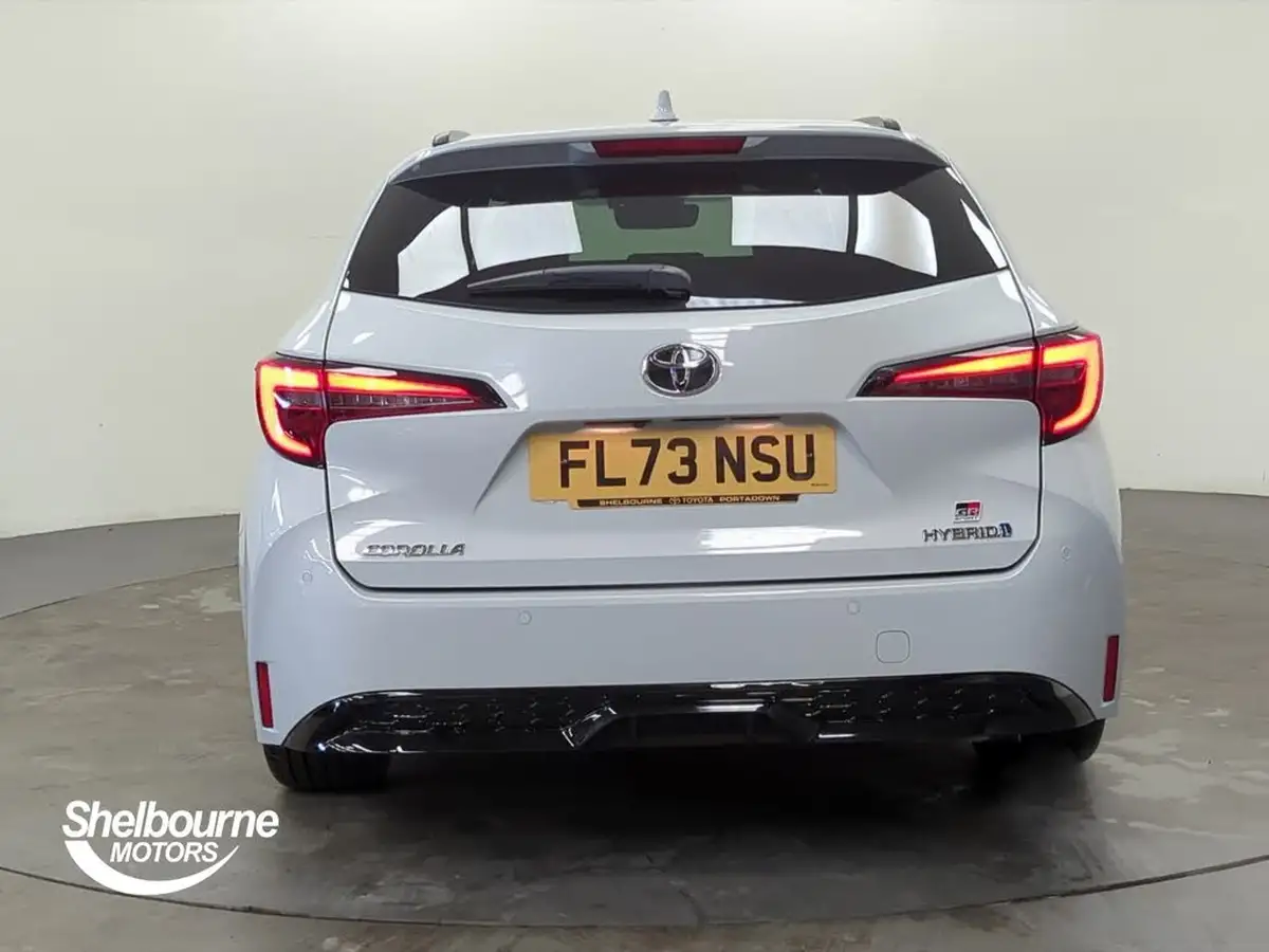 2023-toyota-corolla-18-vvt-i-gr-sport-138bhp-touring-sports-big-12