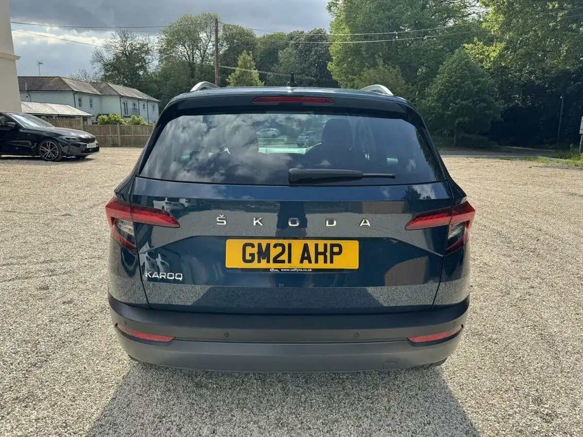 2021-skoda-karoq-15-tsi-se-l-dsg-big-4