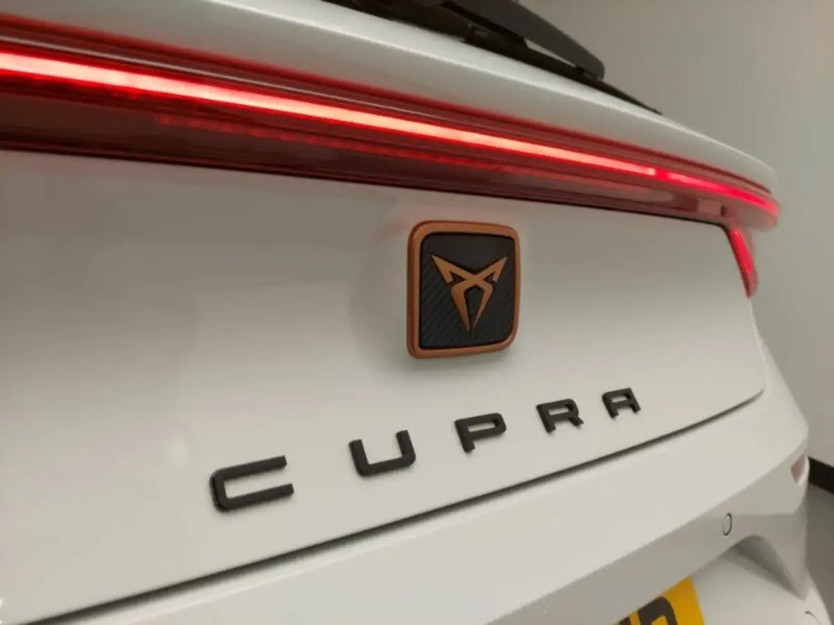 2024-cupra-leon-nf-15-tsi-v1-hatchback-big-11