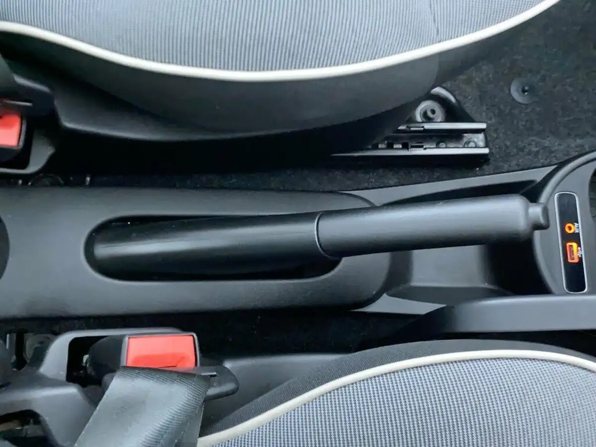 2018-fiat-500-12-lounge-big-31