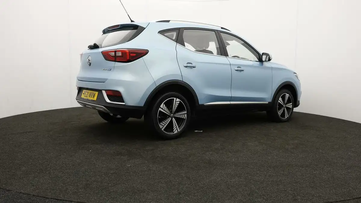 2021-mg-zs-suv-e-exclusive-ev-big-32
