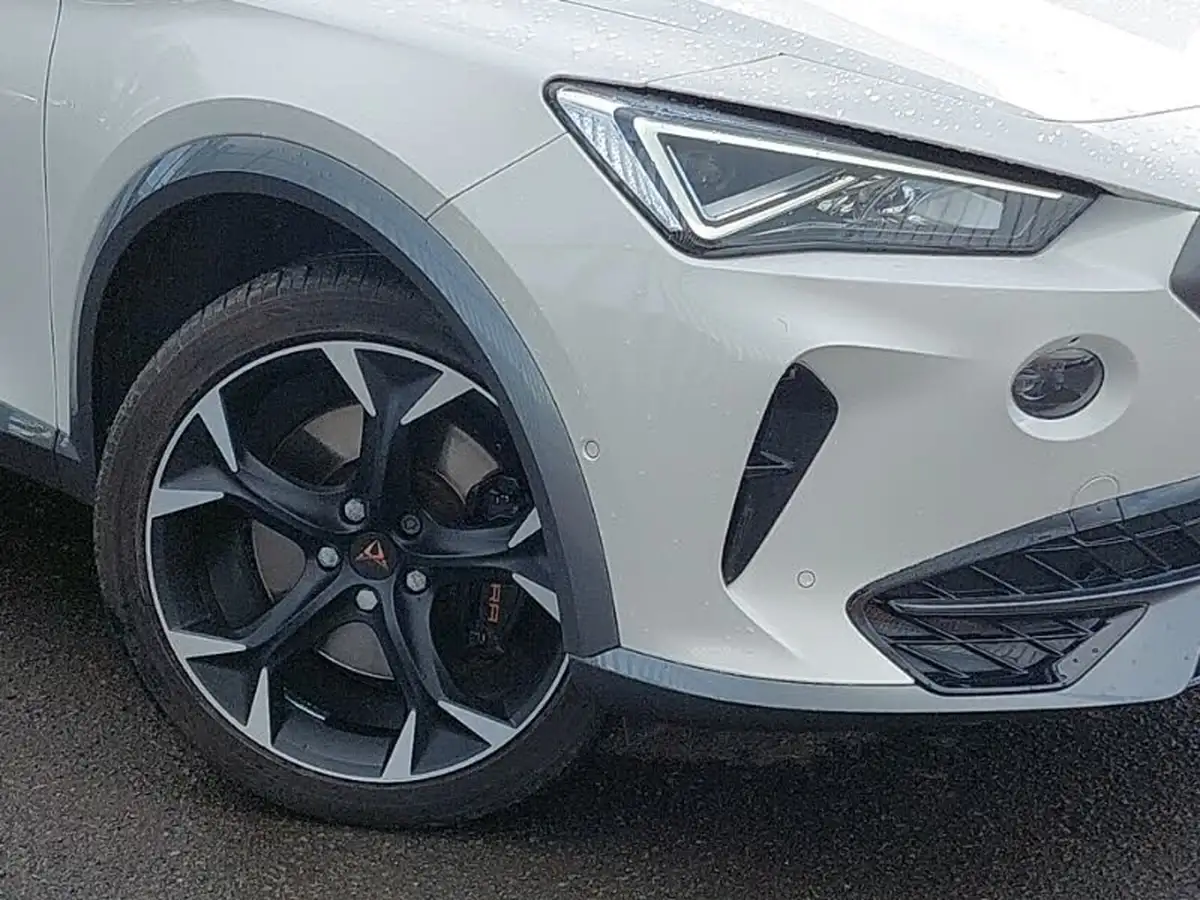 2021-cupra-formentor-14-e-hybrid-vz2-big-8