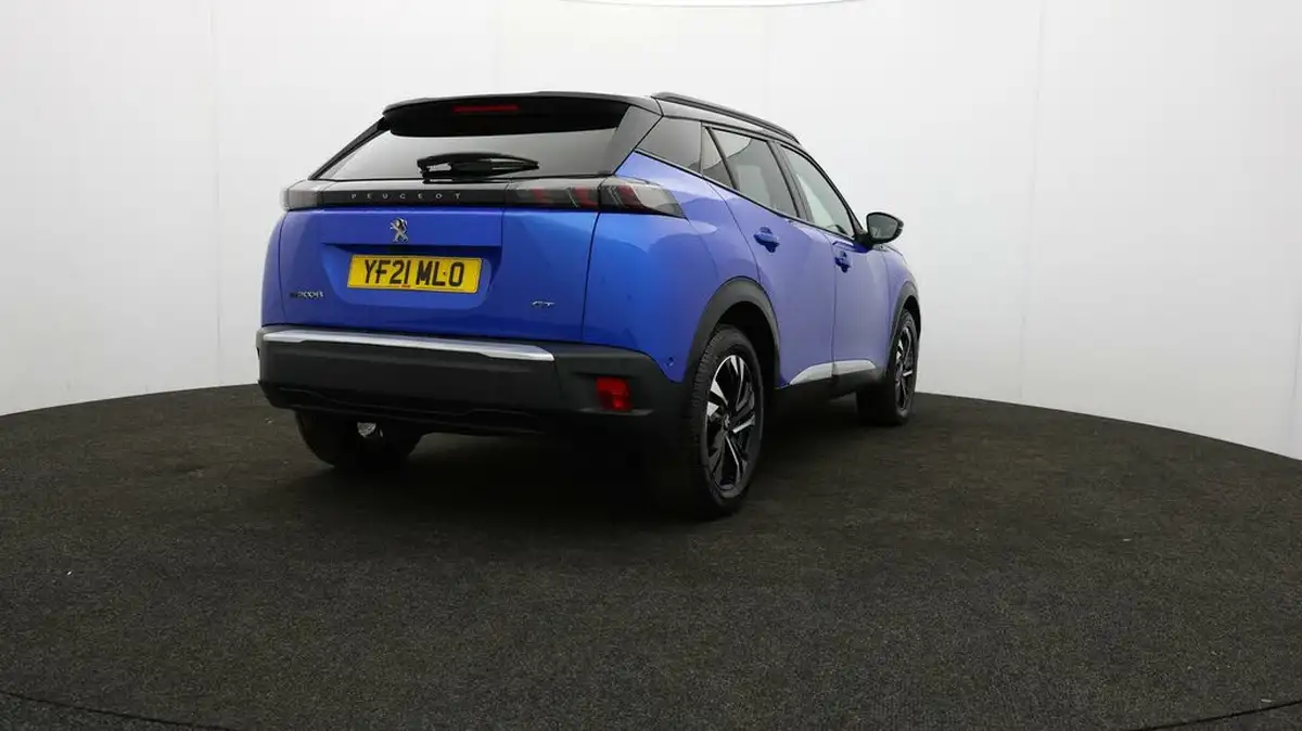 2021-peugeot-2008-suv-e-gt-big-74