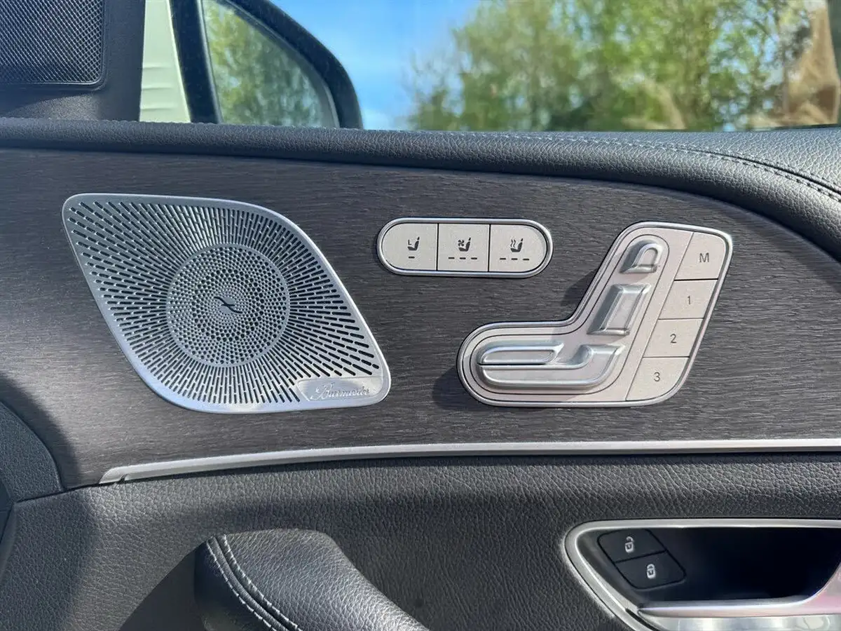 2020-mercedes-benz-gls-class-29d-gls400d-amg-line-premium-plus-big-24