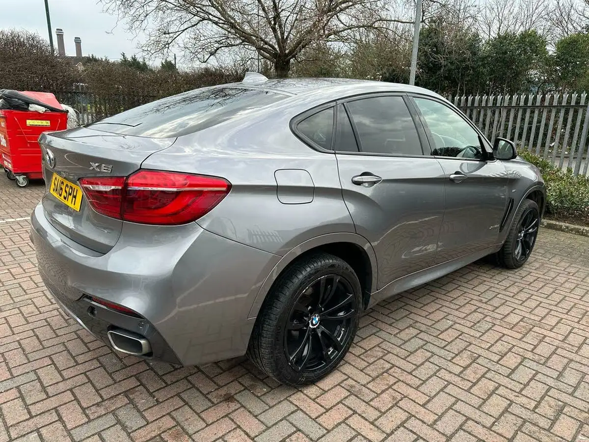 2016-bmw-x6-30td-xdrive30d-m-sport-big-12