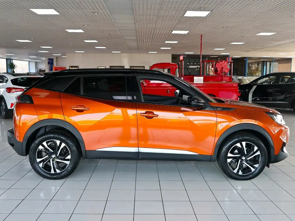 2022-peugeot-2008-suv-12-puretech-gt-eat8-big-5