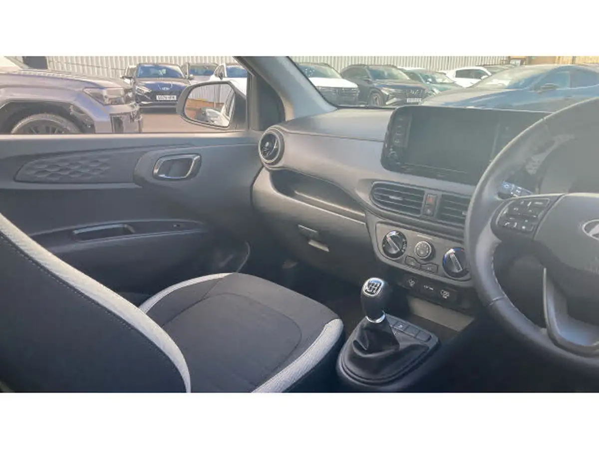 2025-hyundai-i10-10-advance-63ps-big-13