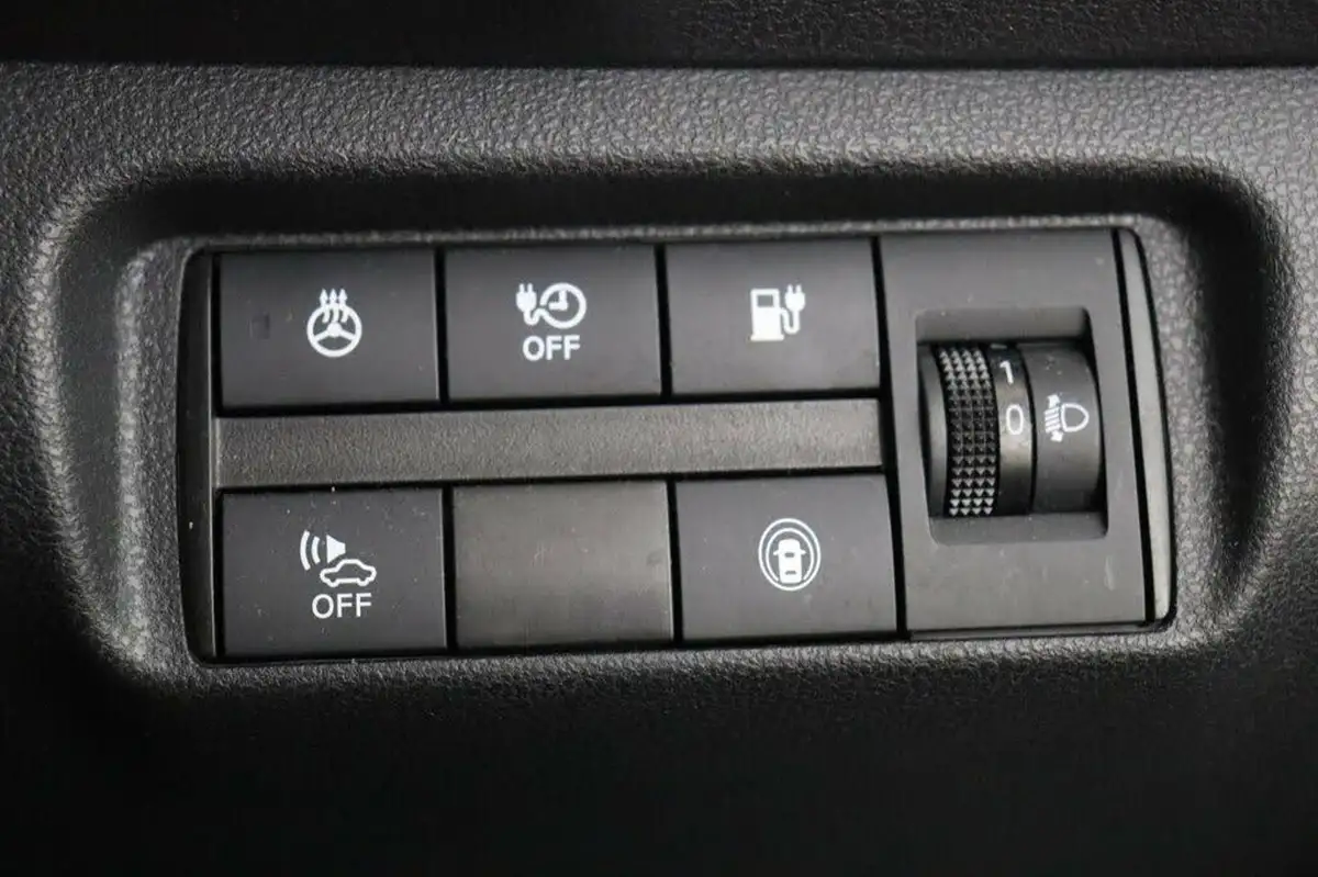 2021-nissan-leaf-e-n-connecta-big-16