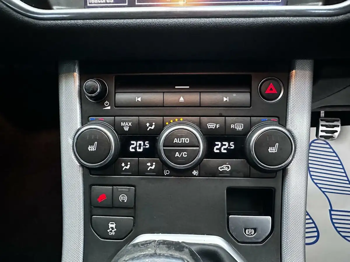 2012-land-rover-range-rover-evoque-22sd4-dynamic-big-30