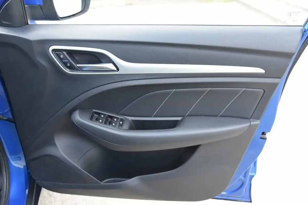 2020-mg-zs-suv-10t-gdi-exclusive-111ps-big-45