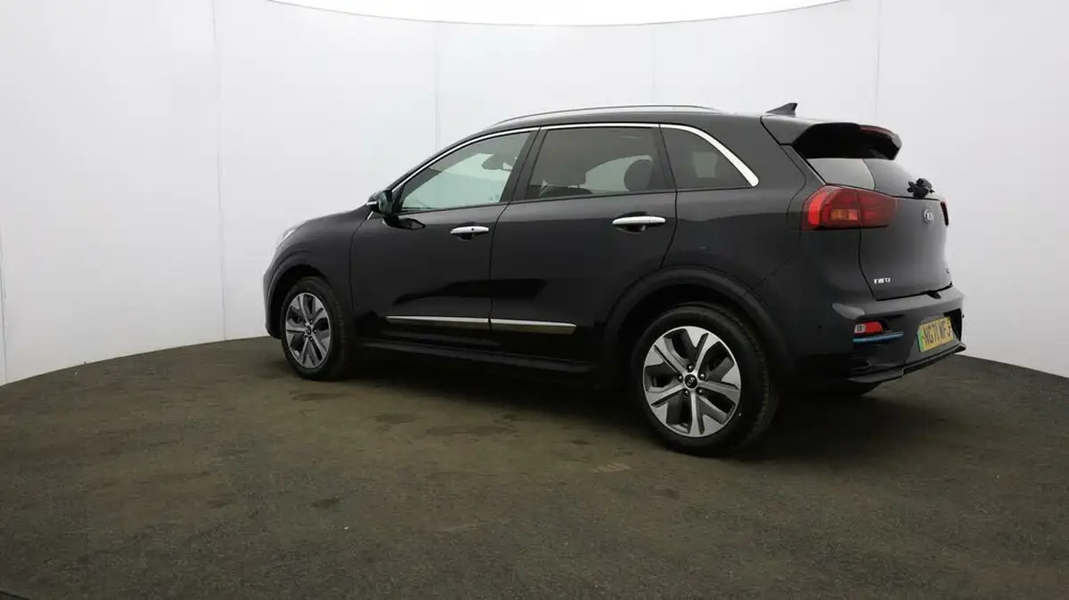 2022-kia-e-niro-ev-4-big-4