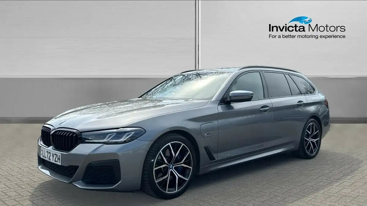 2022-bmw-5-series-20-530e-m-sport-touring-5d-big-6