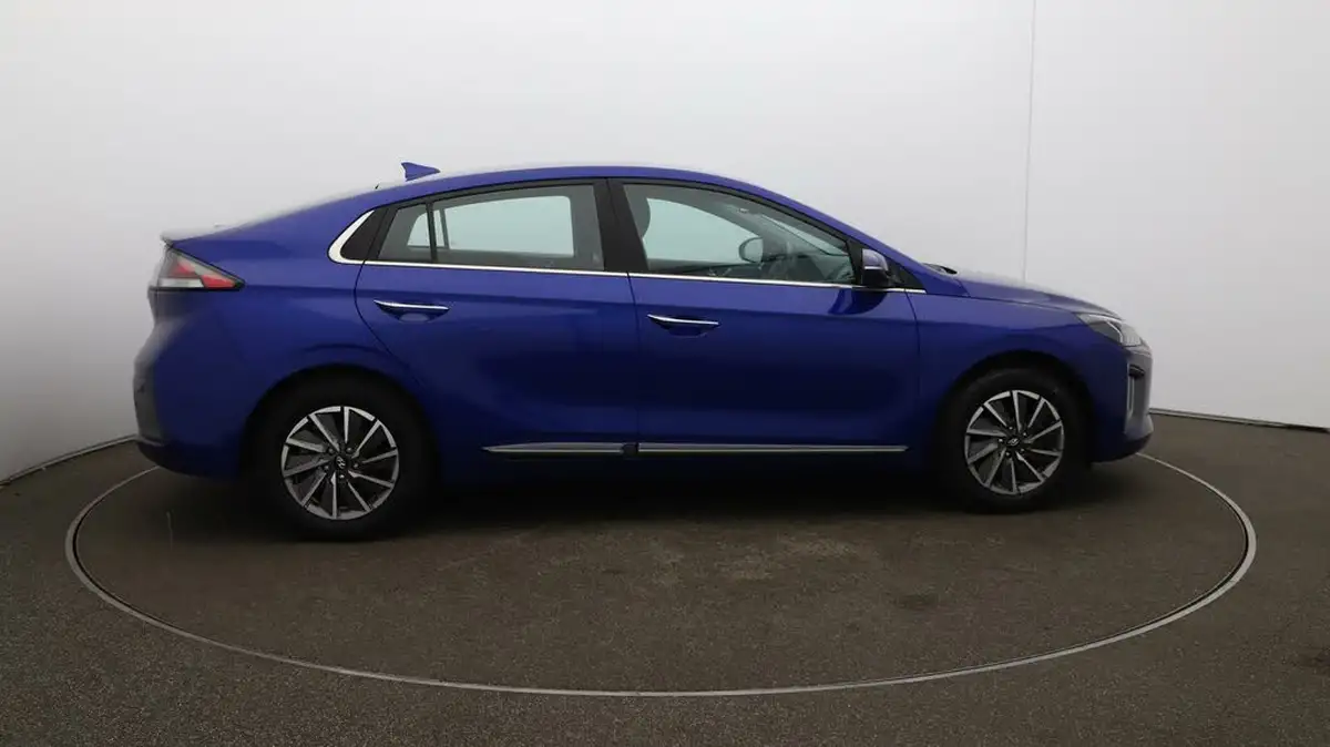 2022-hyundai-ioniq-e-premium-electric-big-43