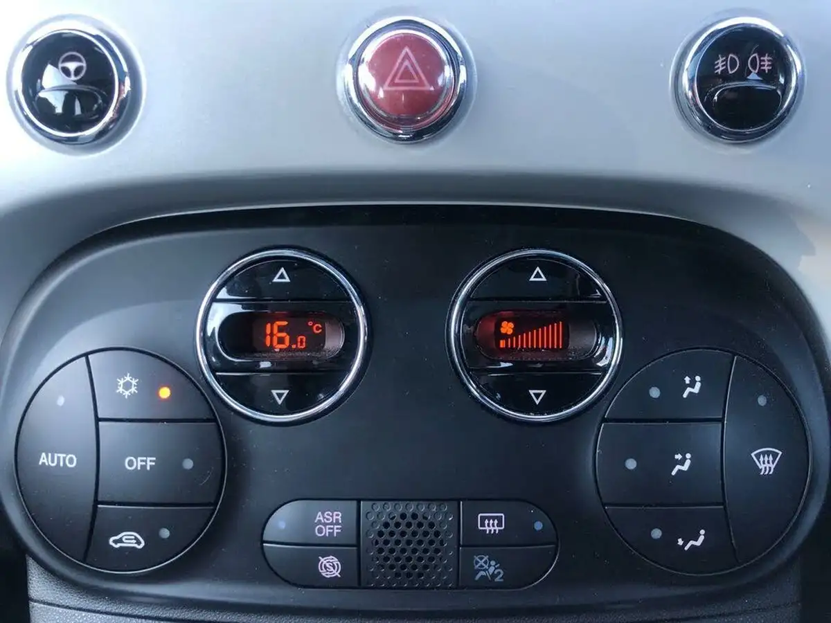 2021-fiat-500-10-star-big-20
