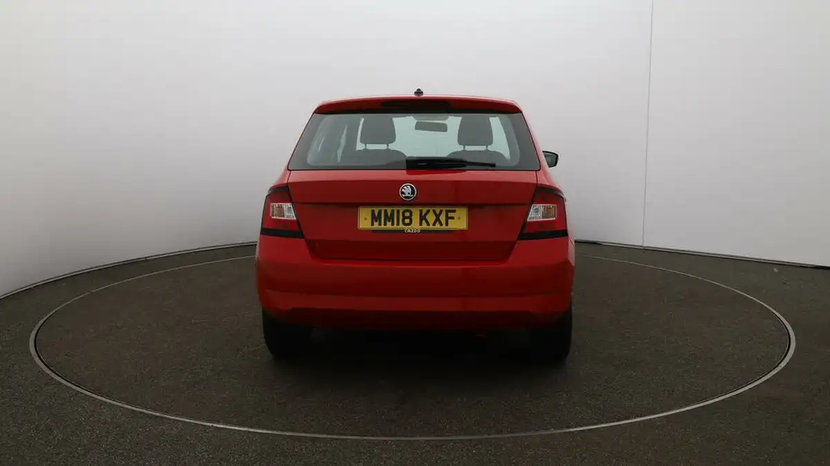 2018-skoda-fabia-10-tsi-se-109ps-ss-hatchback-dsg-big-6