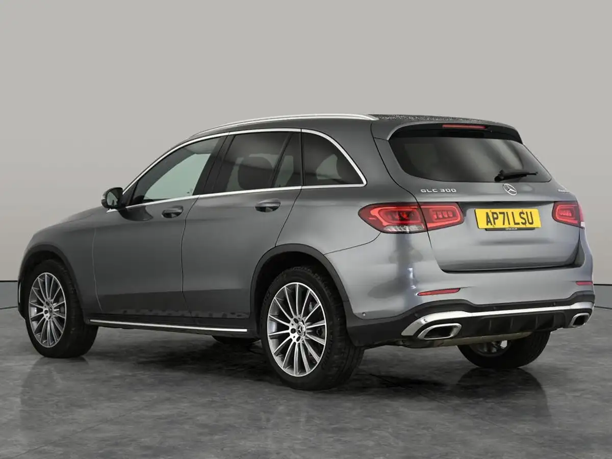 2022-mercedes-benz-glc-class-20-glc300-amg-line-premium-towing-station-wagon-5d-1991cc-big-7