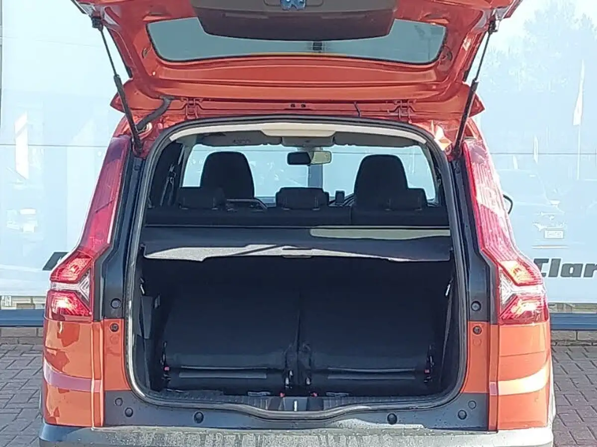 2023-dacia-jogger-16-tce-extreme-big-7