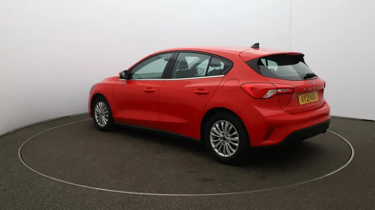2021-ford-focus-15-titanium-edition-hatchback-big-53