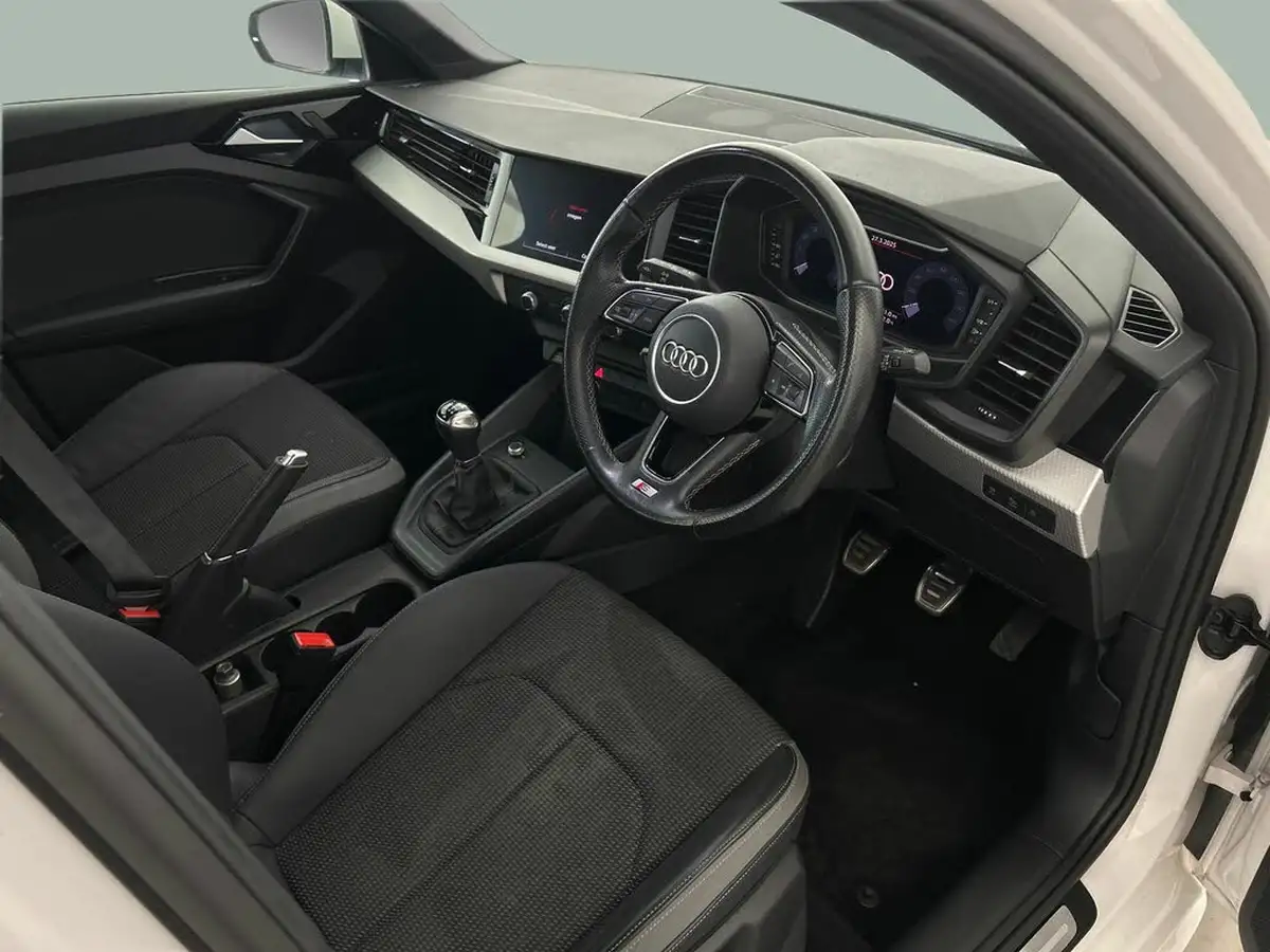 2022-audi-a1-10-30-tfsi-s-line-big-26