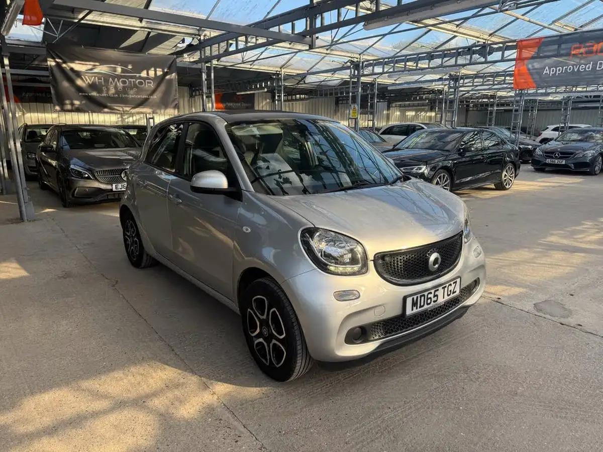 2015-smart-forfour-09-night-sky-prime-premiumss-big-3