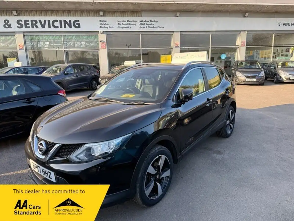 2017-nissan-qashqai-15dci-n-vision-18in-big-0