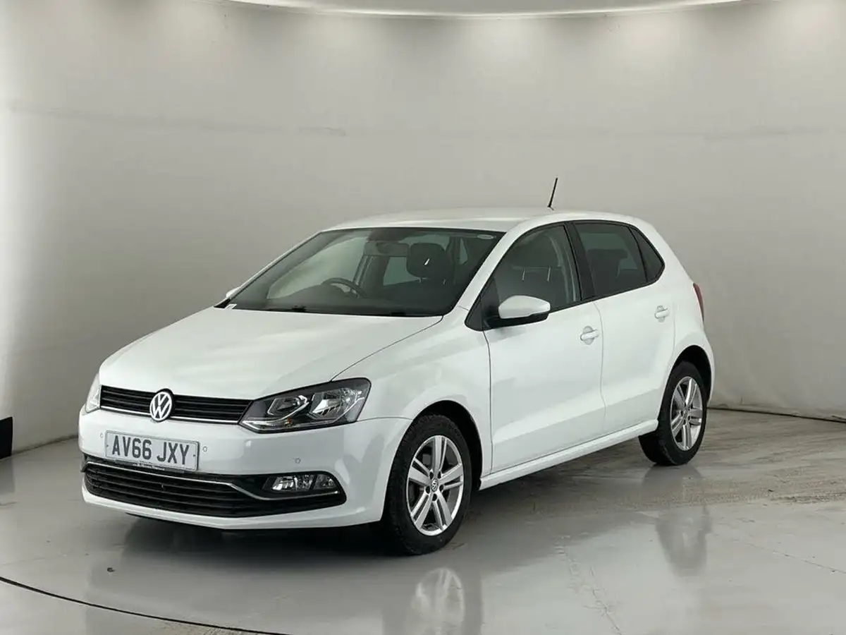 2016-volkswagen-polo-12-tsi-match-5d-big-2