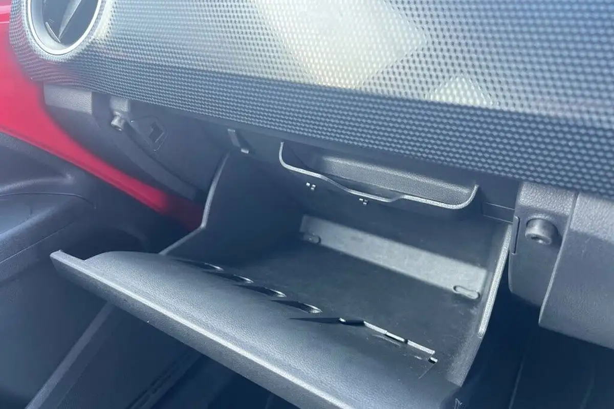 2019-volkswagen-up-10-move-up-tech-edition-5d-big-14