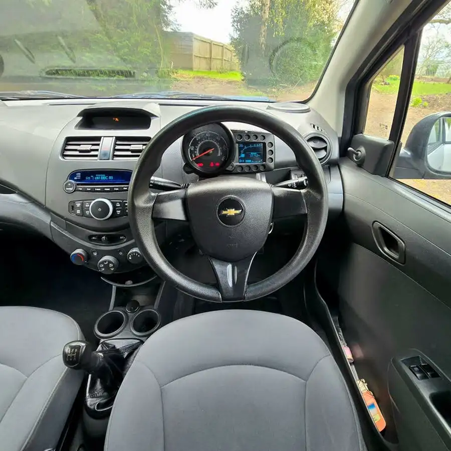 2012-chevrolet-spark-10-big-19