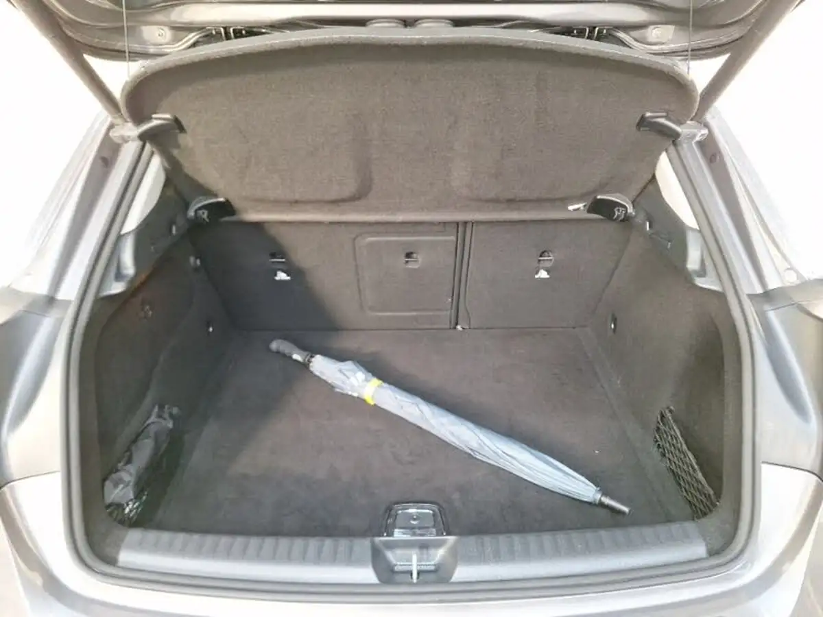 2018-mercedes-benz-gla-class-16-gla-200-se-156ps-big-7