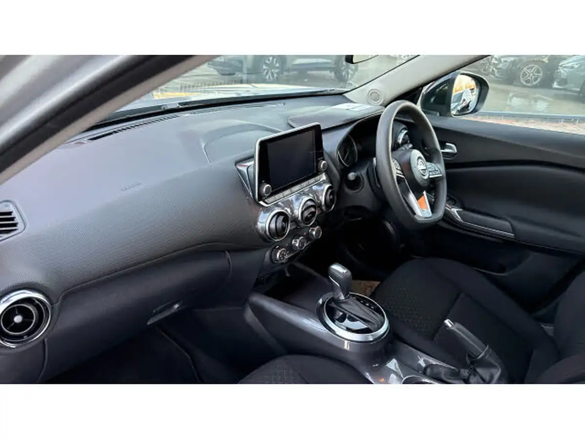 2023-nissan-juke-10-dig-t-acenta-dct-big-8