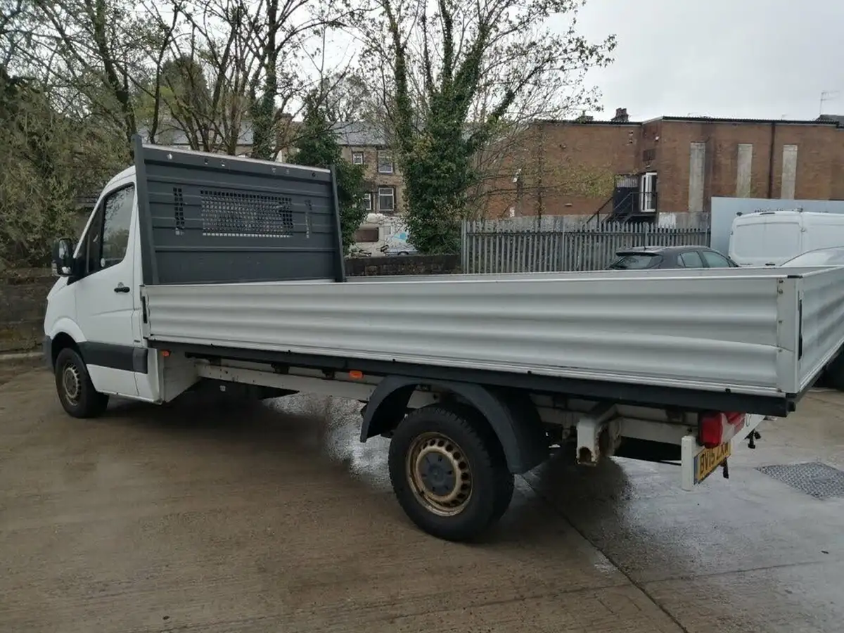 2015-mercedes-benz-sprinter-21td-313cdi-swb-chassis-cab-big-16