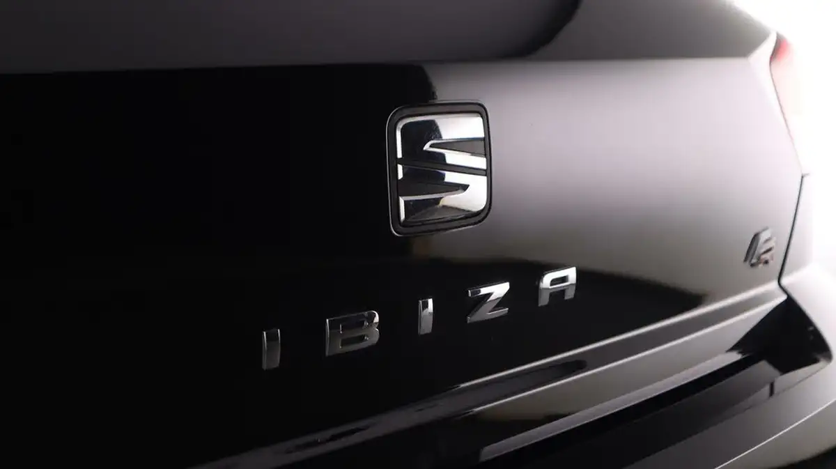 2020-seat-ibiza-10-mpi-fr-big-20