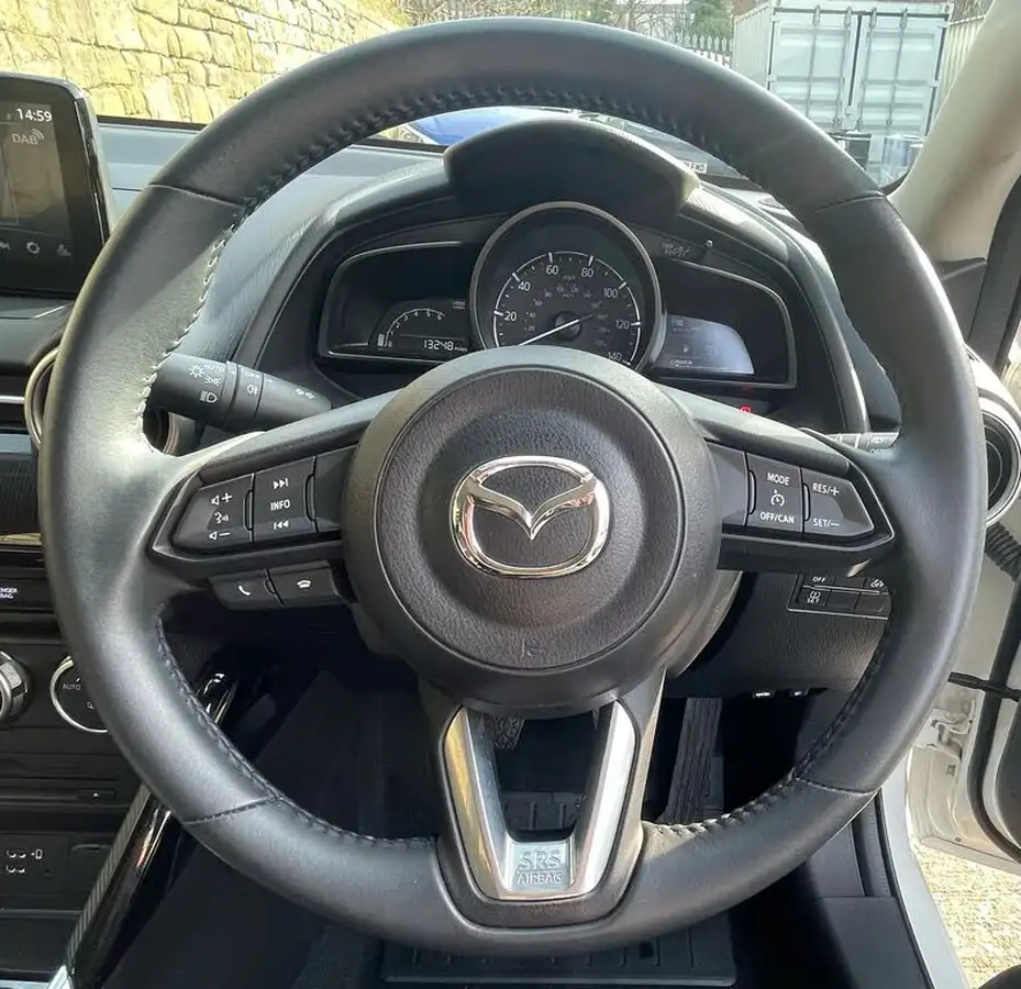 2021-mazda-mazda2-15-skyactiv-g-se-l-mhev-hybrid-big-11