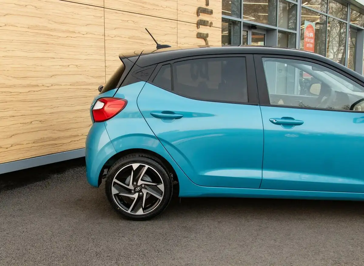 2020-hyundai-i10-10-premium-big-7