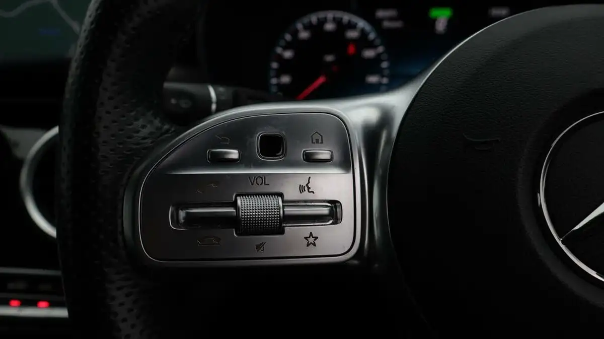 2019-mercedes-benz-c-class-15-c200-amg-line-premium-plusss-estate-5d-big-24