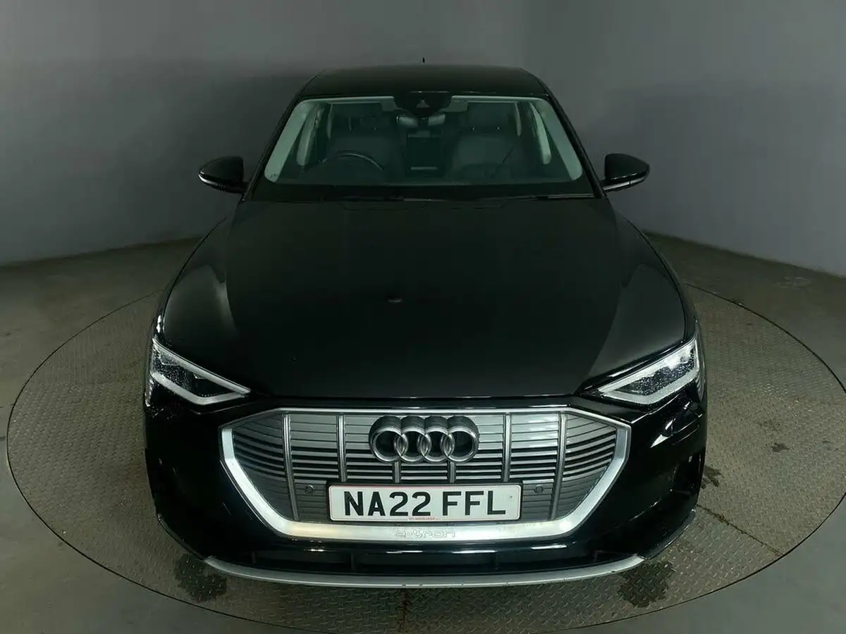 2022-audi-e-tron-55e-technik-station-wagon-big-9