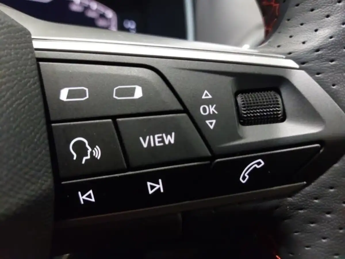 2024-seat-tarraco-15-ecotsi-fr-sport-big-14