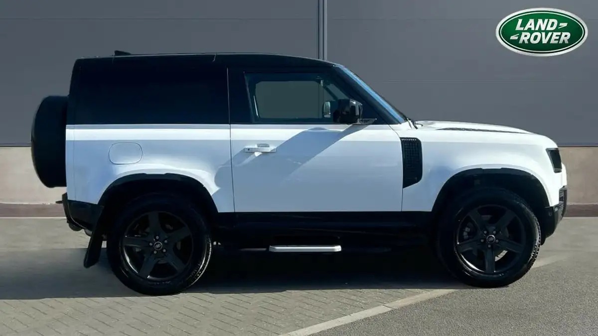 2022-land-rover-90-defender-30-d250-x-dynamic-se-big-4