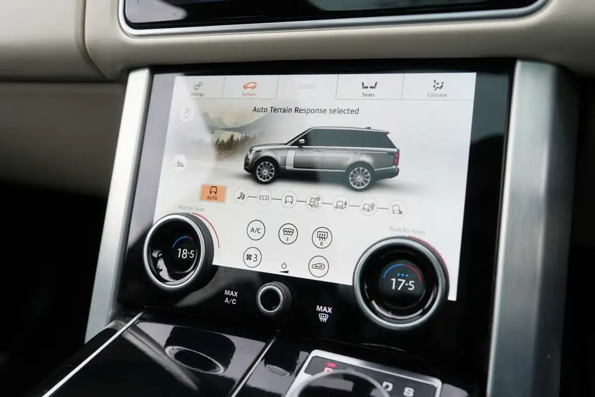 2020-land-rover-range-rover-44-sdv8-vogue-big-19