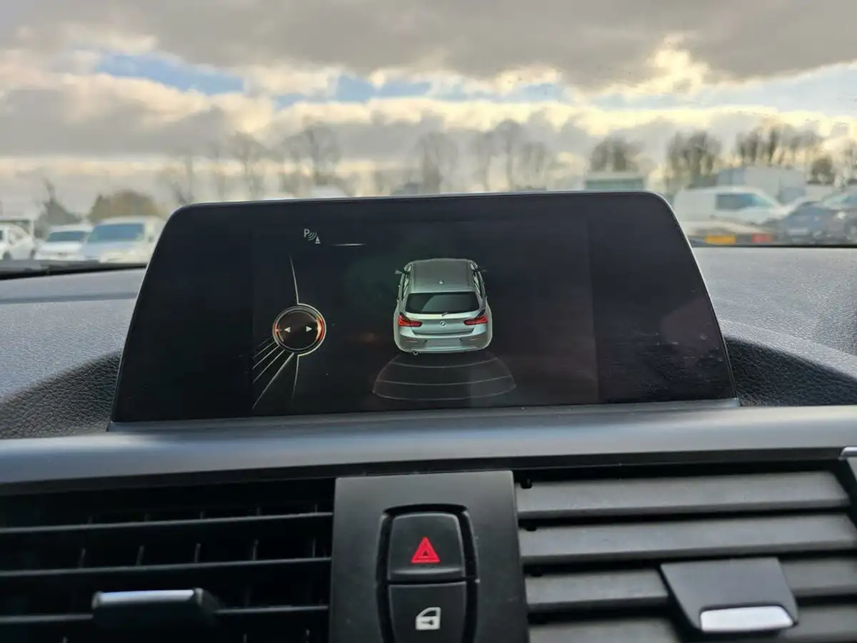 2016-bmw-1-series-20td-118d-m-sport-5d-auto-big-45