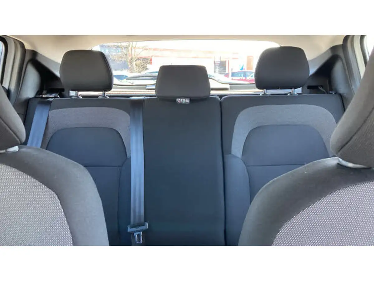 2021-dacia-sandero-10-sce-essential-big-14