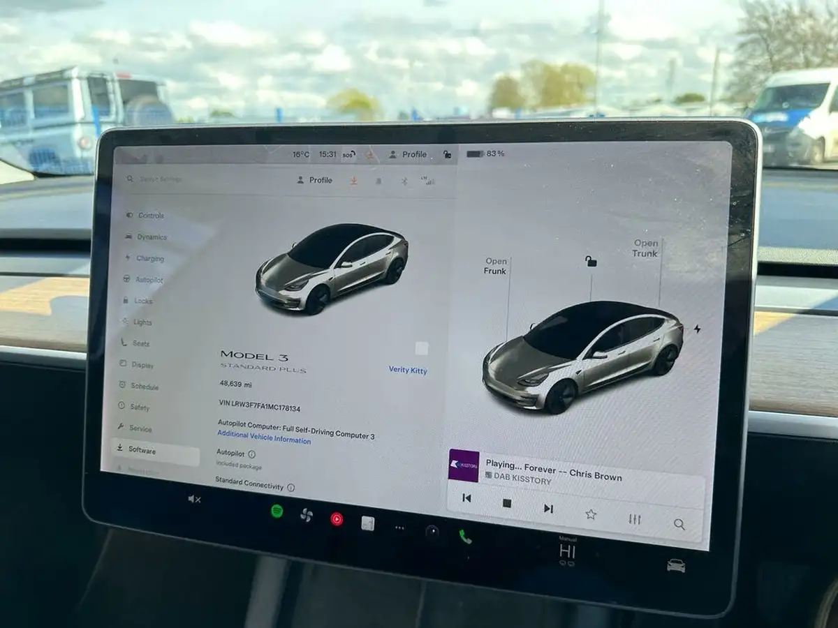 2021-tesla-model-3-e-standard-plus-big-2
